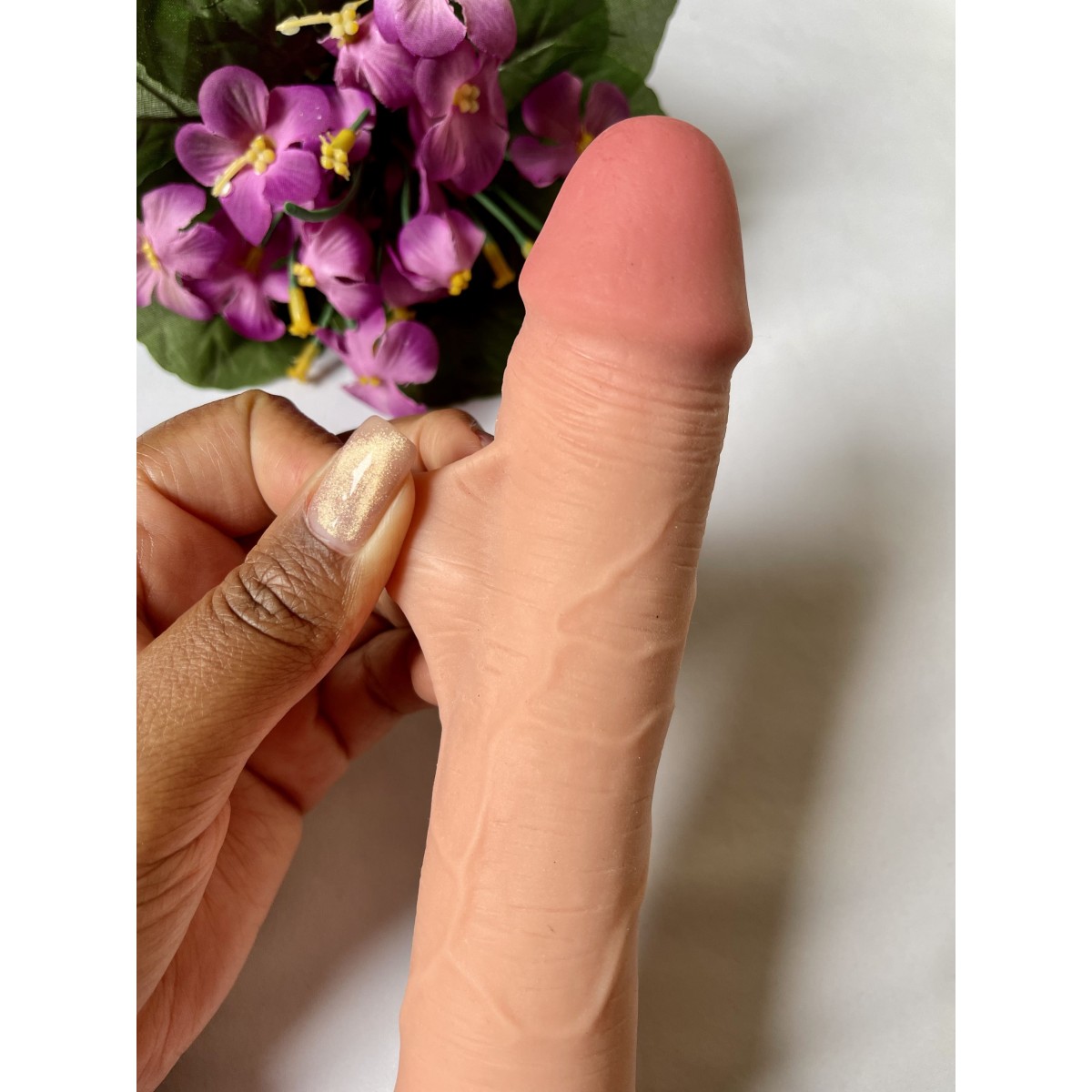 Prótese Realística com Ventosa Removível, Vértebra e Dupla Camada 19x3,5cm