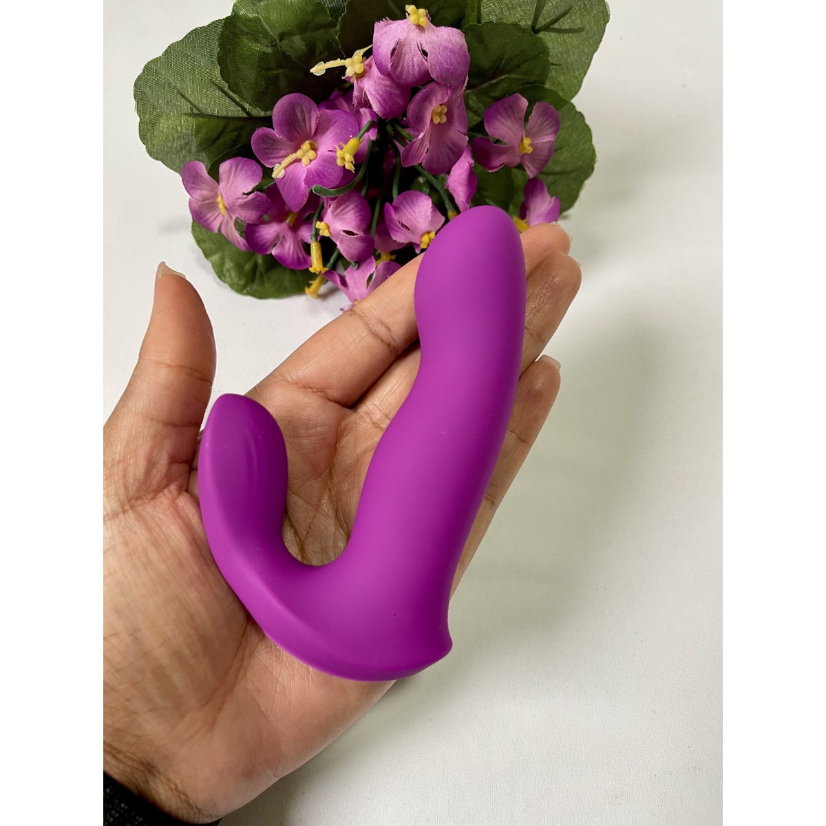 Vibrador Ponto G com Dedilhar e Vibração 9 Modos Recarregável